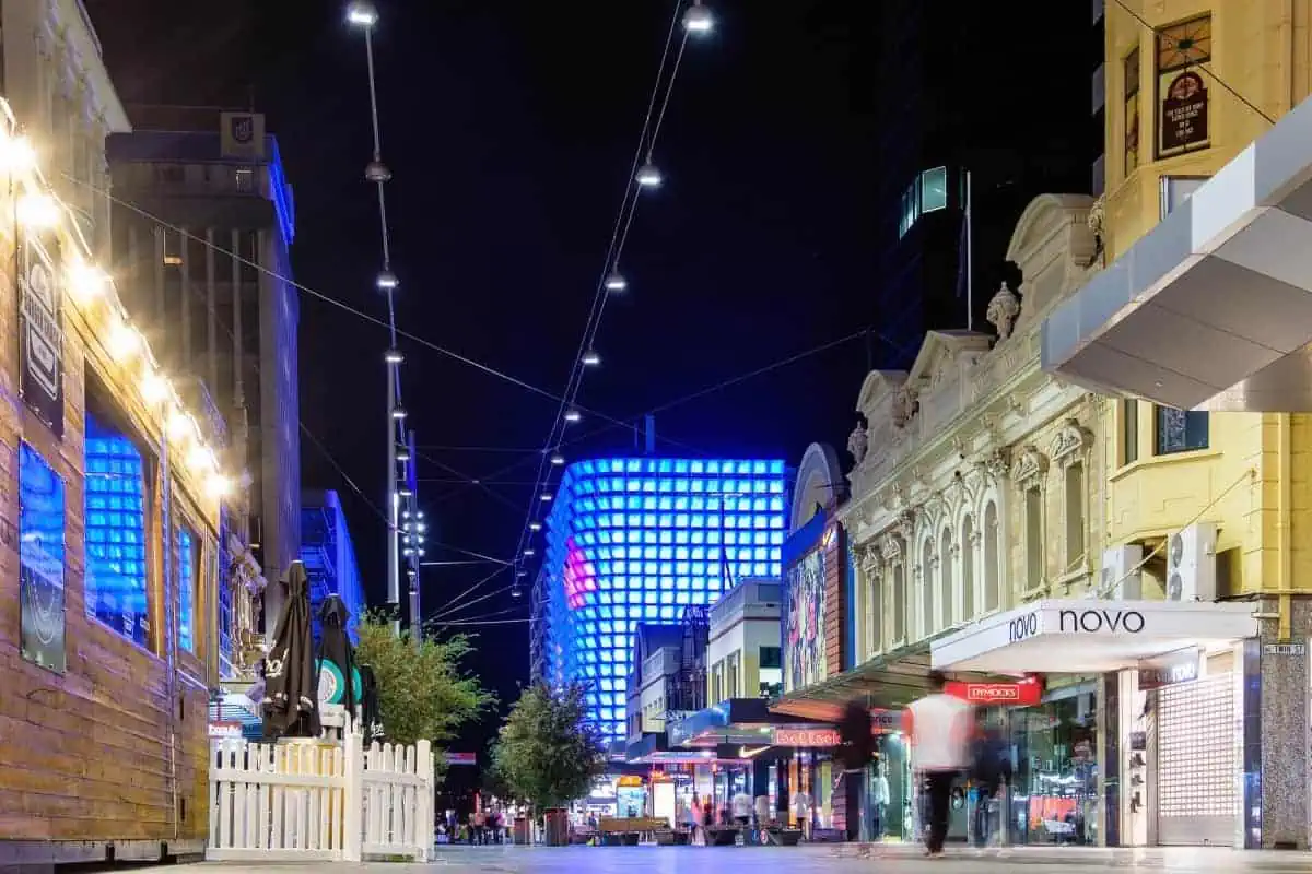 Rundle-Mall-at-Night