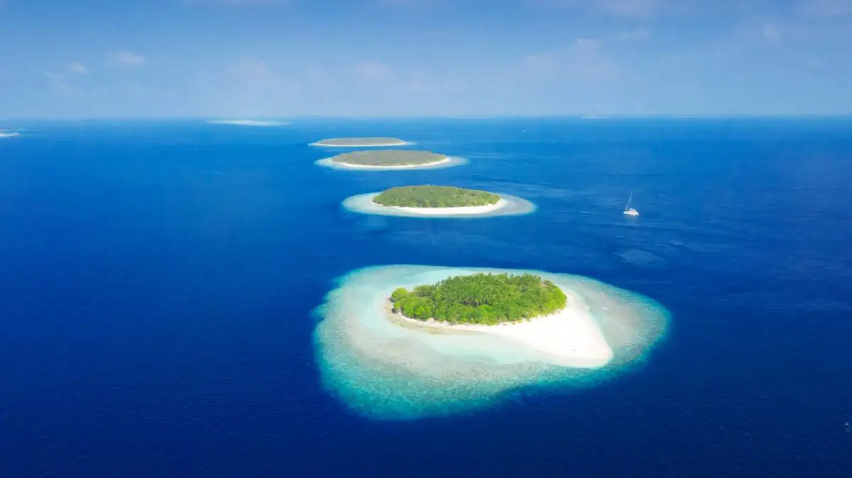The-Maldives-Are-an-Entire-Archipelago