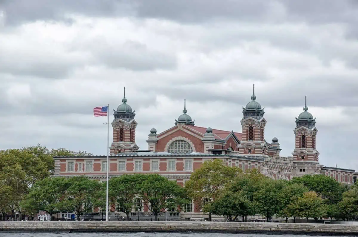 Ellis-Island
