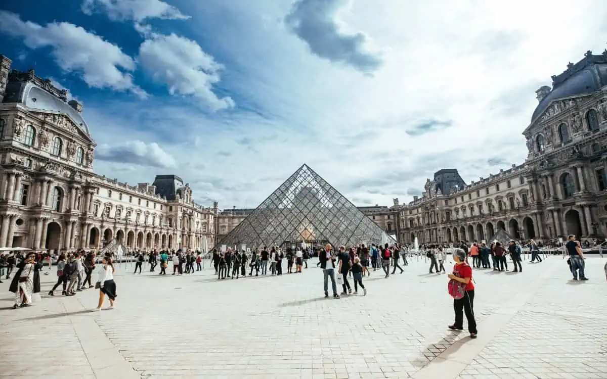 Louvre-Museum-Paris-France
