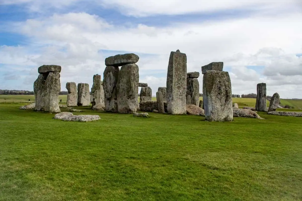 Stonehenge-Wiltshire-UK