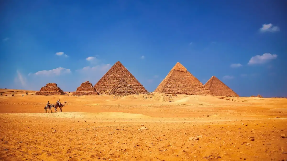 The-Great-Pyramids-of-Giza-Egypt
