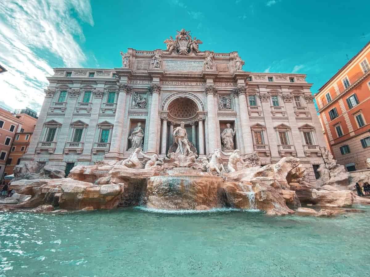 Trevi-Fountain-Rome-Italy