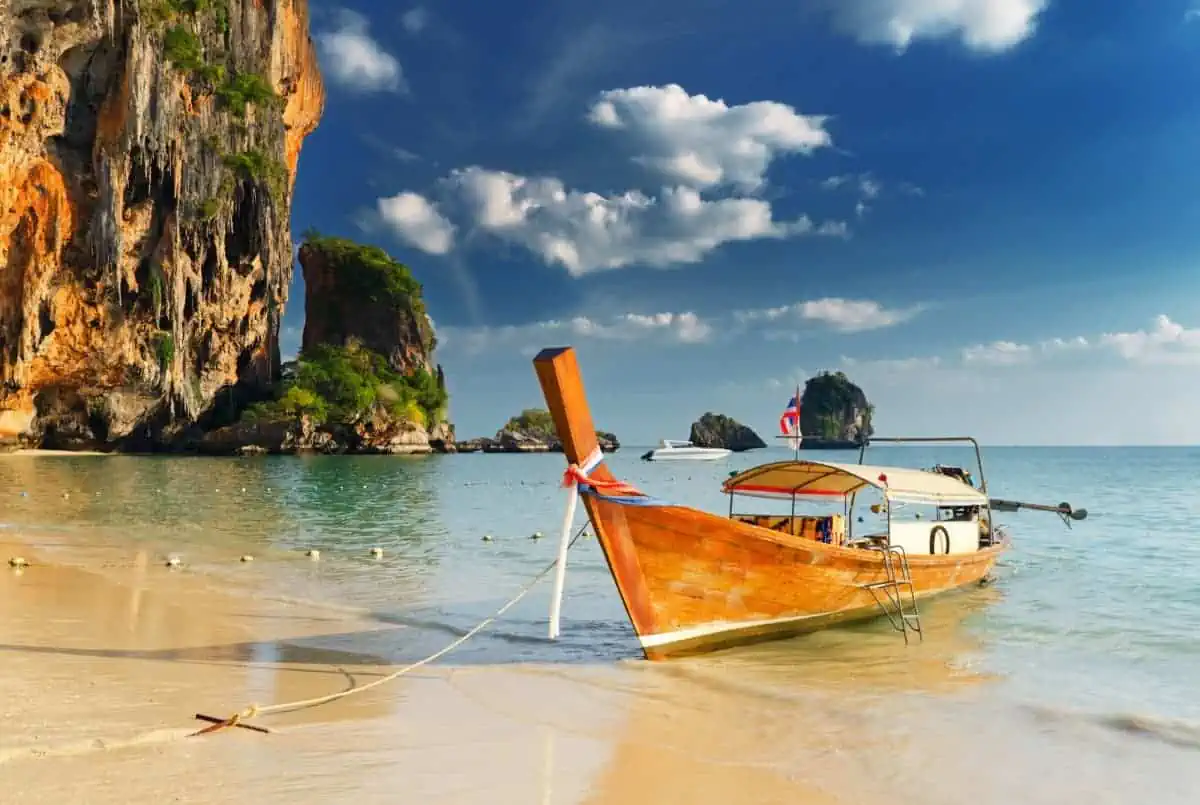 A-Boat-on-the-Beach-in-Phuket