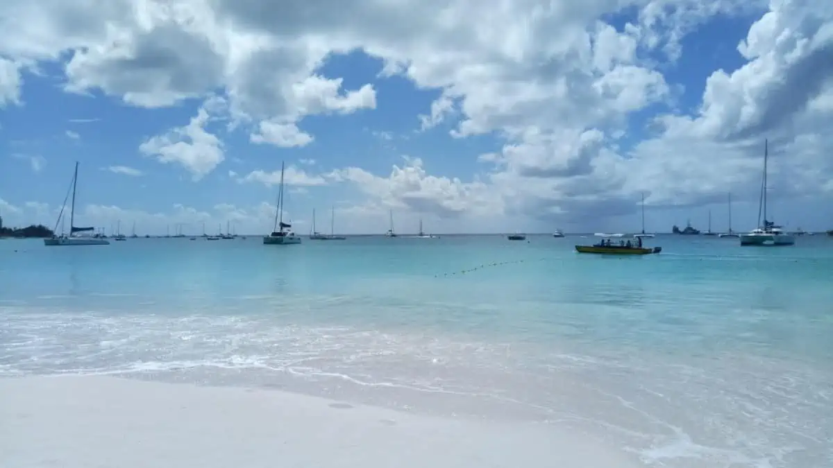 Boats-on-the-Antiguan-Beach