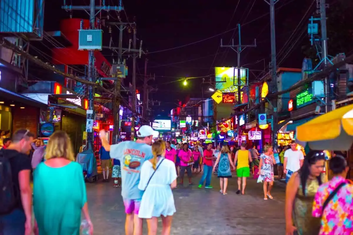 Nightlife-on-Street-of-Bangla-Road-in-Phuket