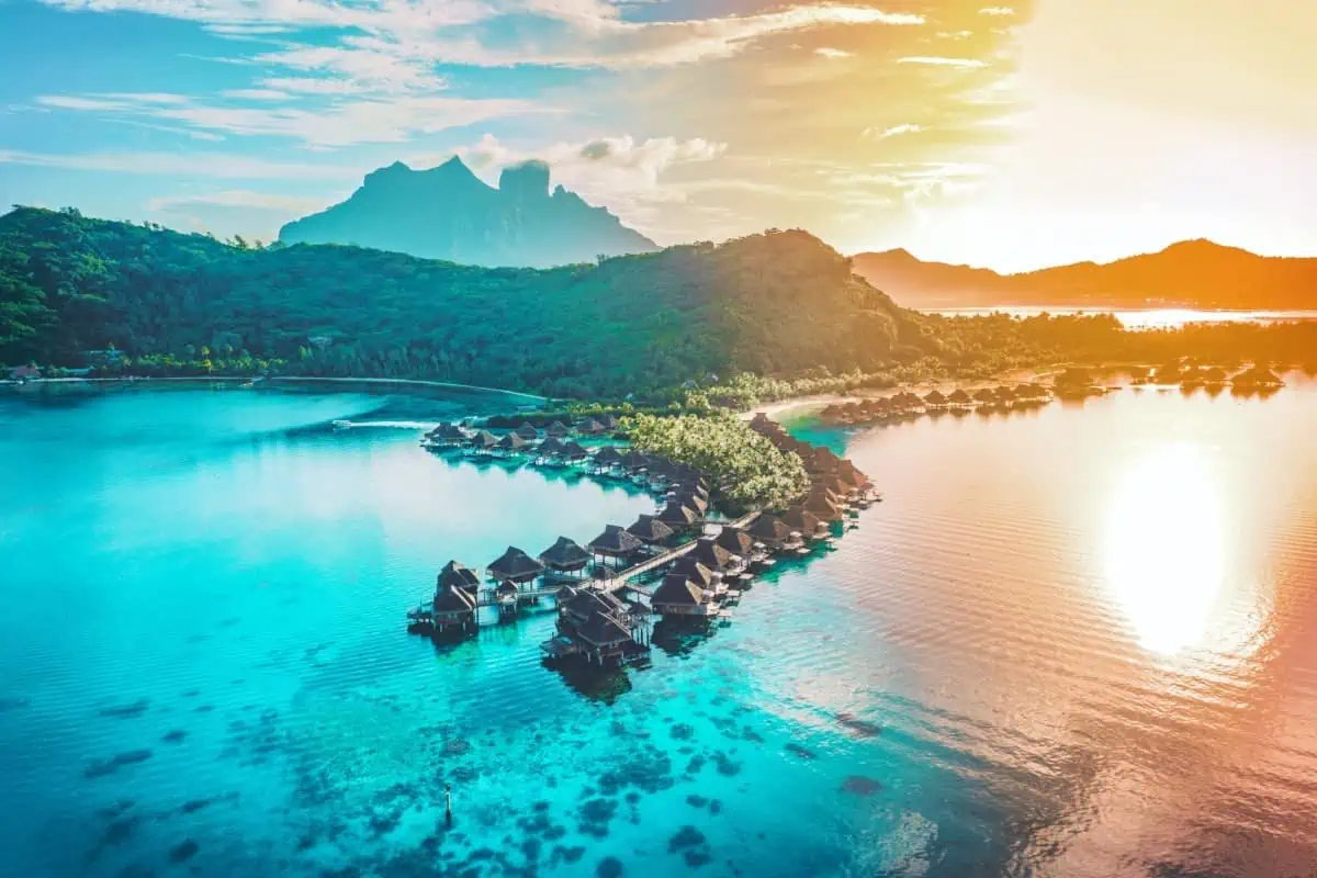 Sunset-of-Paradise-Getaway-Bora-Bora
