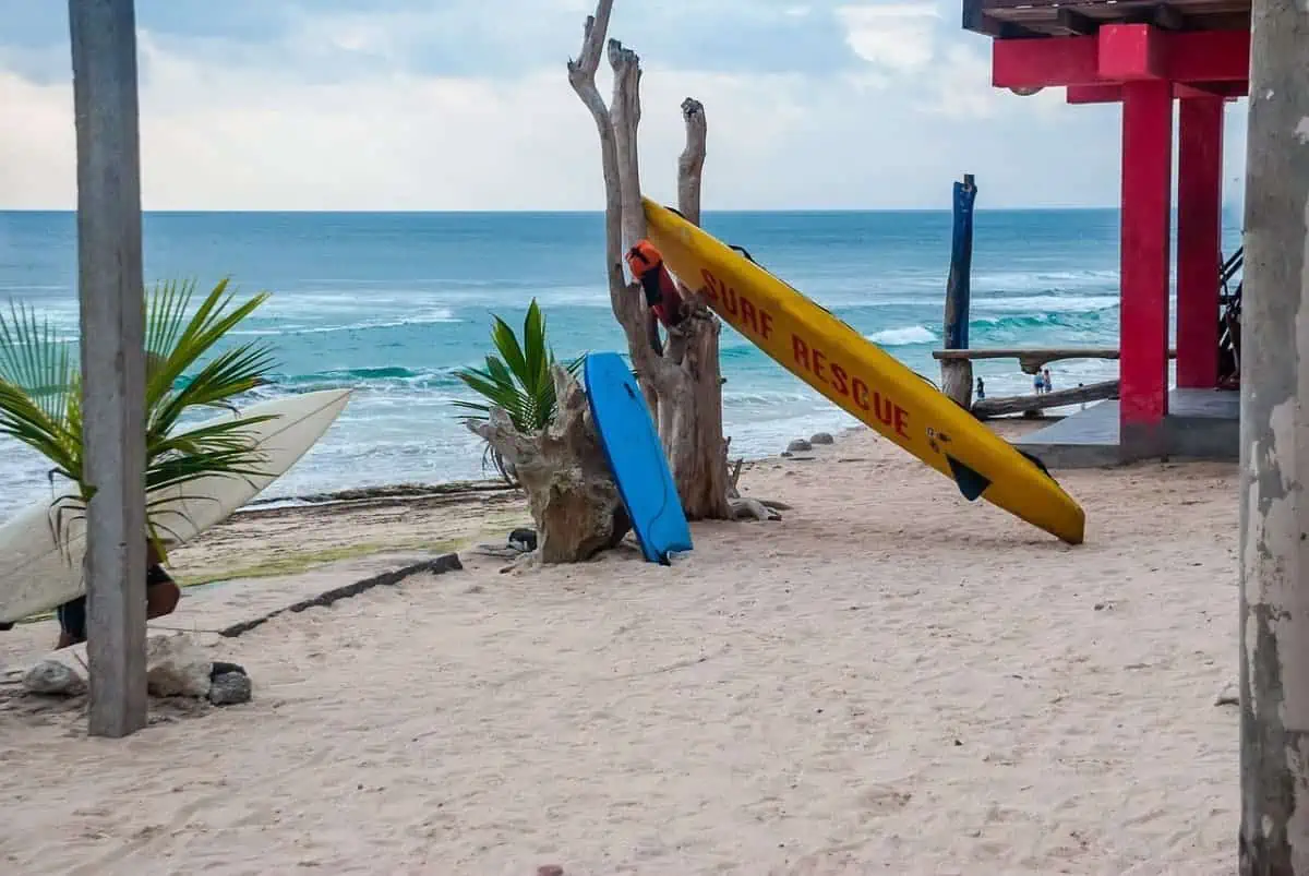 Surf-Rescue-in-Bali