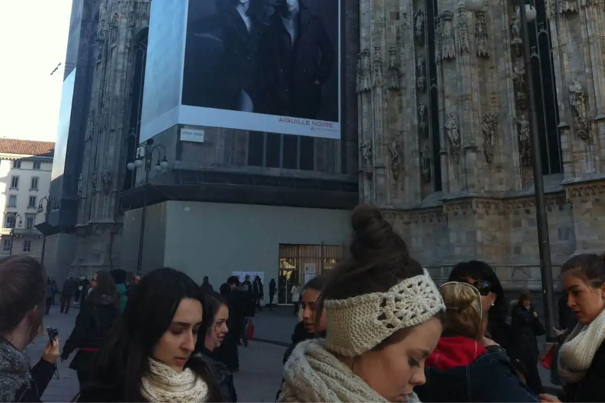 Advetisement-Holdings-in-Milan