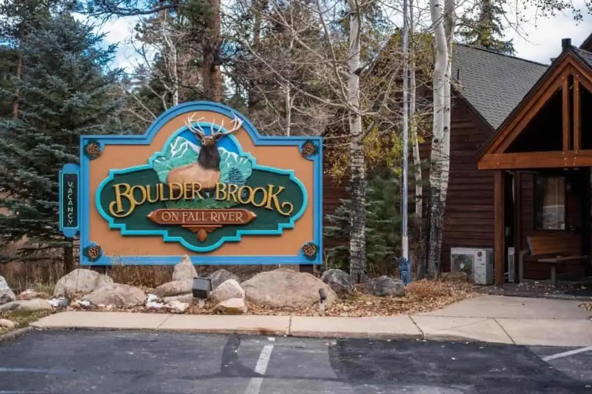 Boulder-Brook-on-Fall-River