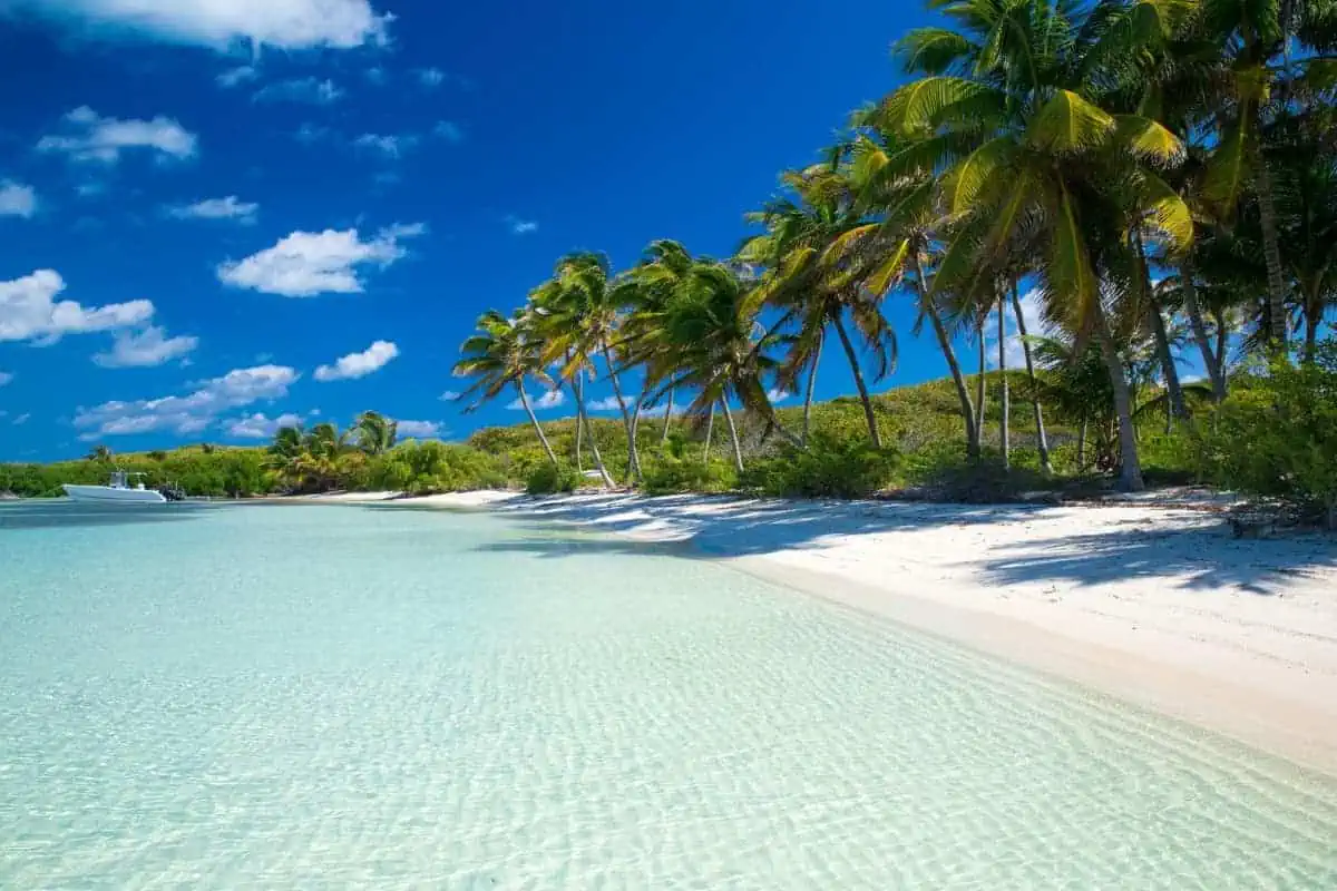 Clearest-Water-In-Caribbean