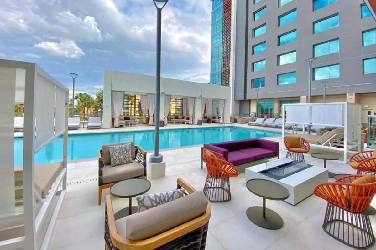 JW-Marriott-Anaheim-Resort