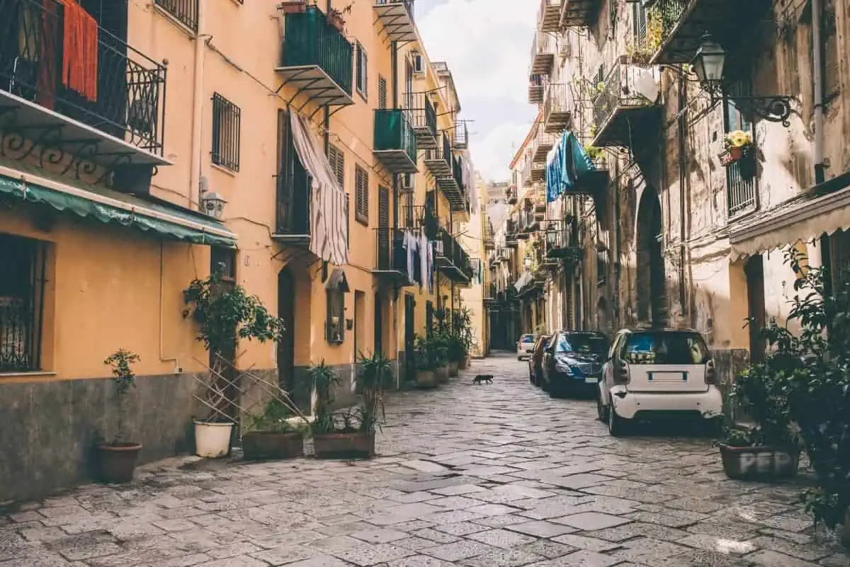 Palermo-Town-Street