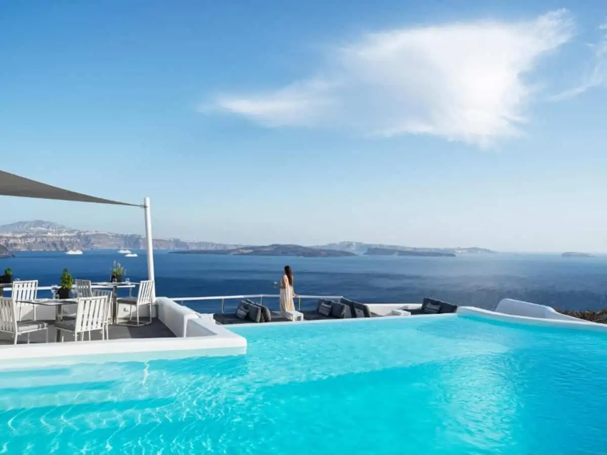 Canaves-Oia-Boutique-Hotel