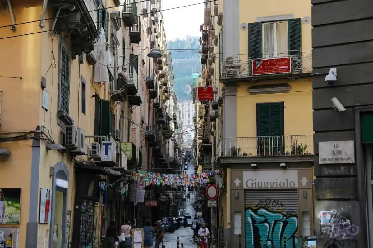 Alley-of-Naples-City-in-Italy