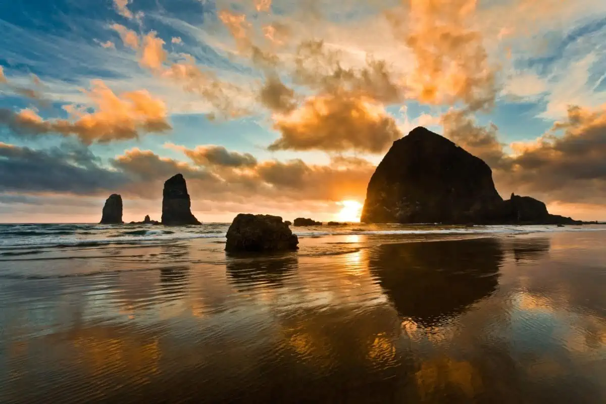 Cannon-Beach-Oregon