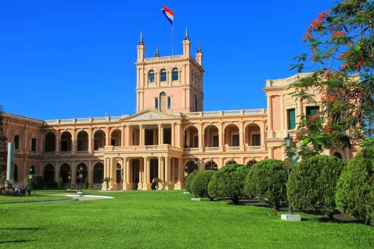 Presidential-Palace-in-Asuncion-Paraguay