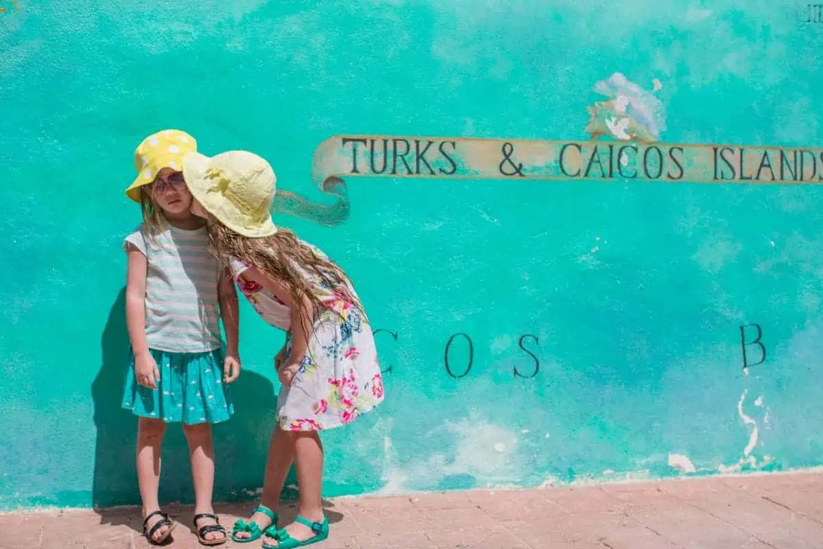 Turks-and-Caicos-Map-Painted-on-the-Wall