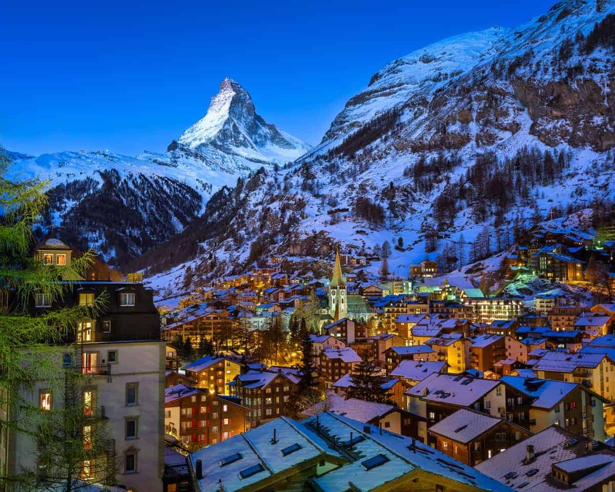 Best-Hotels-in-Zermatt-with-view-of-Matterhorn