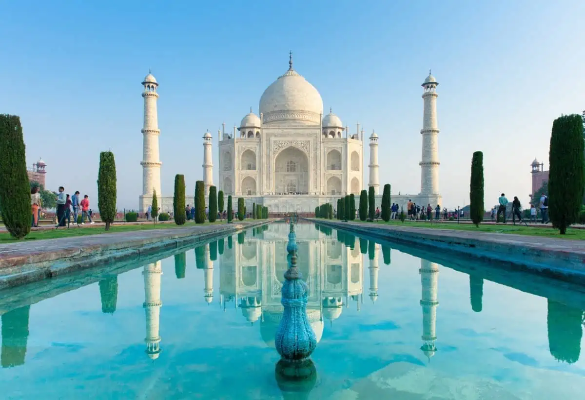 34 Cheap Places to Travel in 2025 | Best Budget Destinations 16 Taj-Mahal-Monument-India