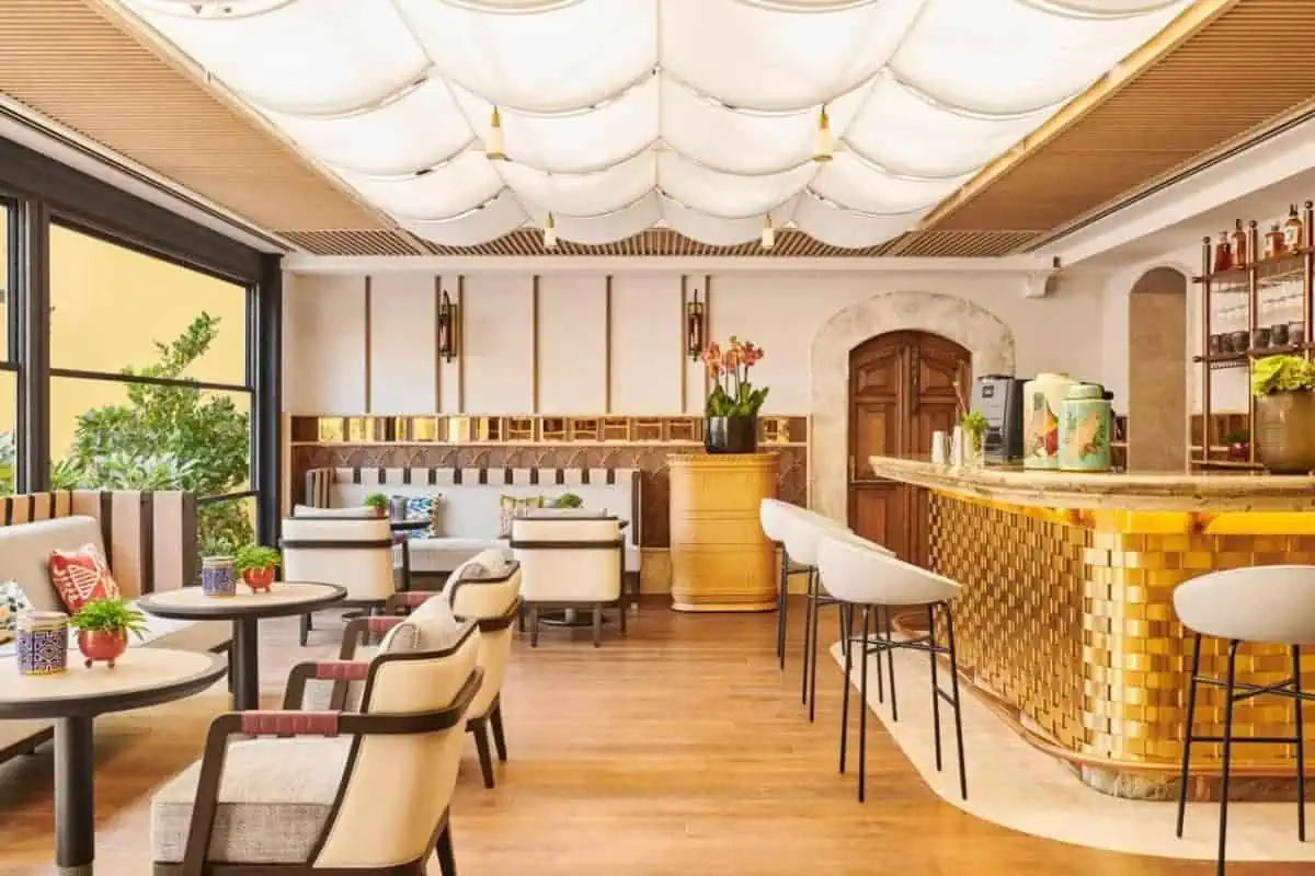 Four-Seasons-Hotel-Istanbul-at-Sultanahmet