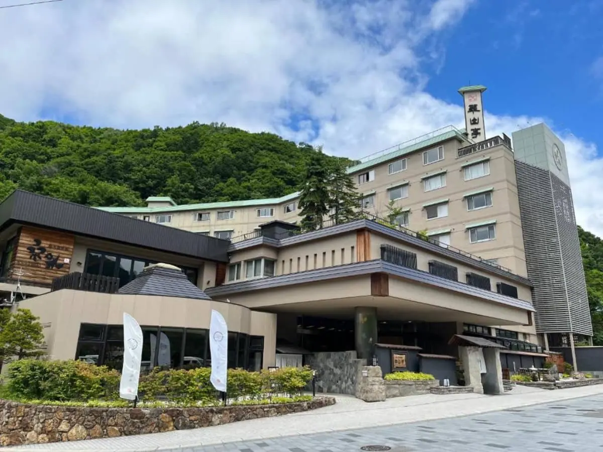 Jozankei-Daiichi-Hotel-Suizantei