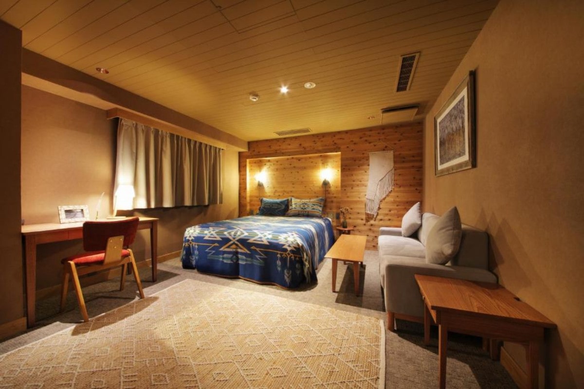 Unwind-Hotel-&-Bar-Sapporo